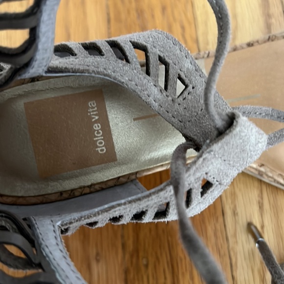 Dolce Vita Wedge Suede Tan lace up sandals wedges size 6.5 - Picture 4 of 4
